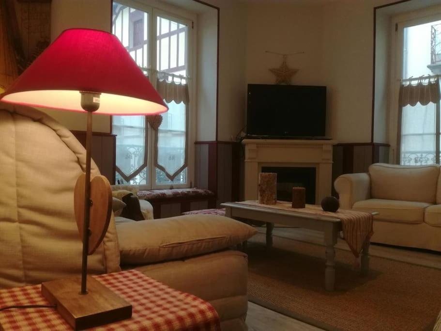 Centre Cauterets, Appartement 72M2 Pr 7 Personnes エクステリア 写真